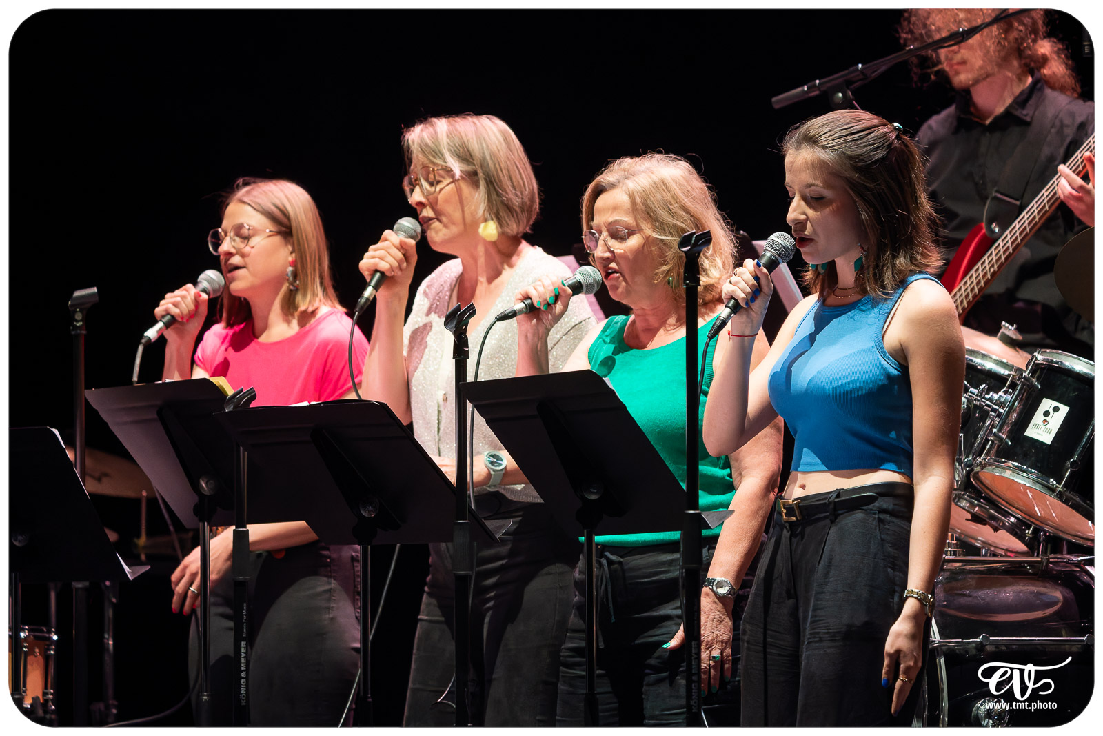 L'HUMOUR DENOTE (ELEVES EMMDH & CEDRIC GOUBERT)